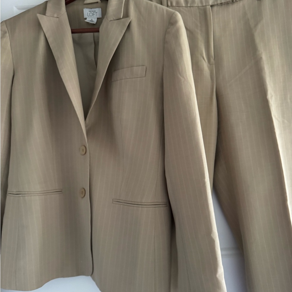 LOFT Beige Pinstripe Women's Blazer like new wool
